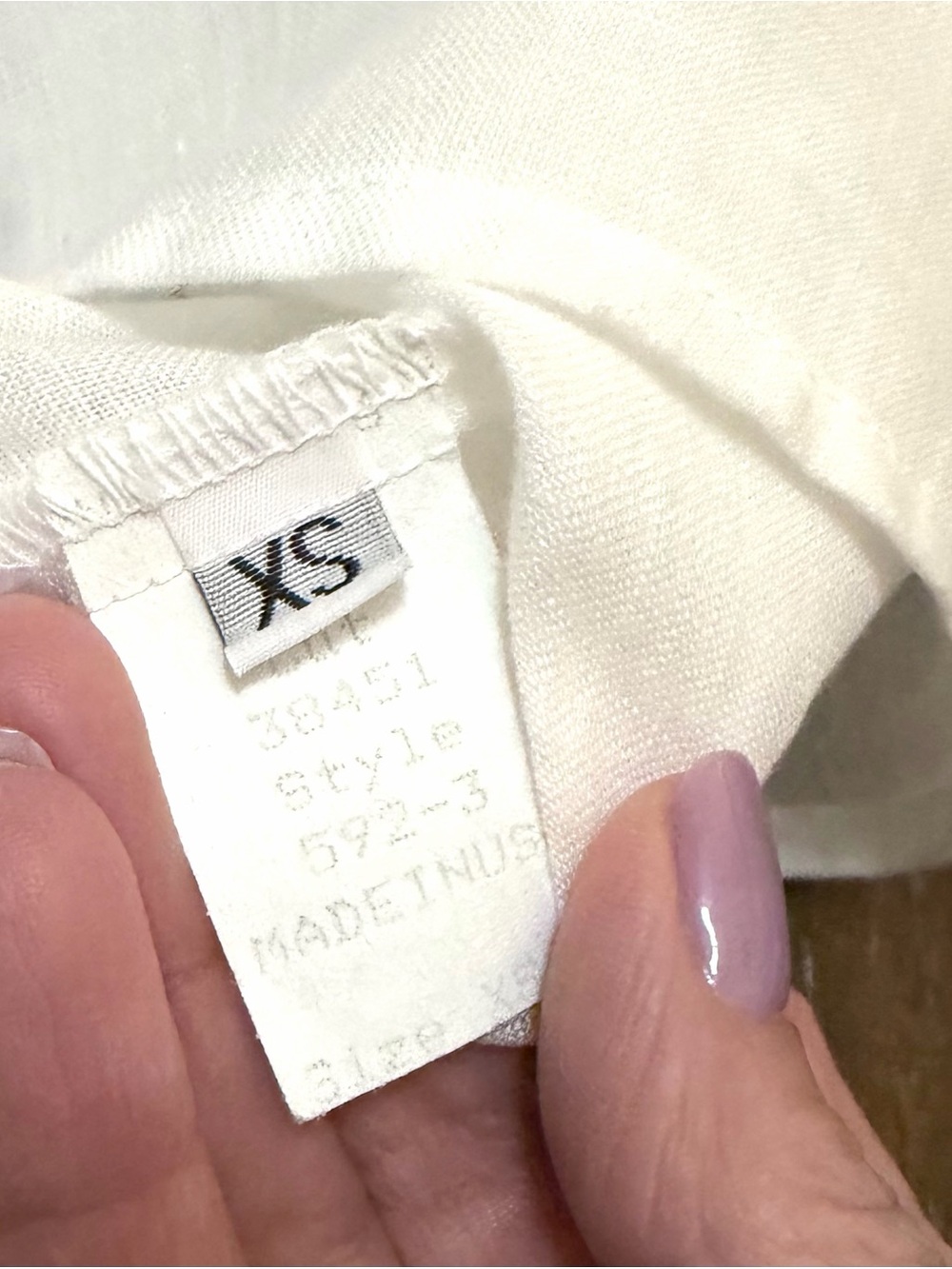 CP Shades White V-Neck Linen Tunic Top Coastal - Picture 7 of 7